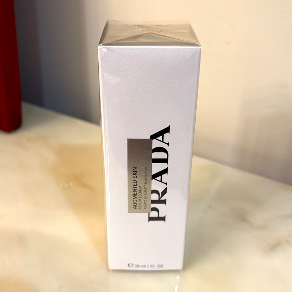 Prada Augmented Skin Revitalizing Face & Eye Serum